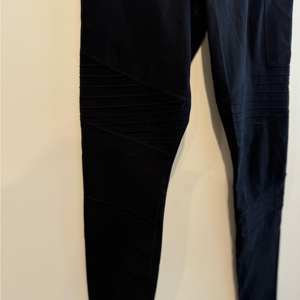 Athleta Black Ribbed Leggings Size S with Pockets - Picture 9 of 10